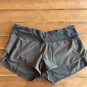 Lululemon speed up short sz 6